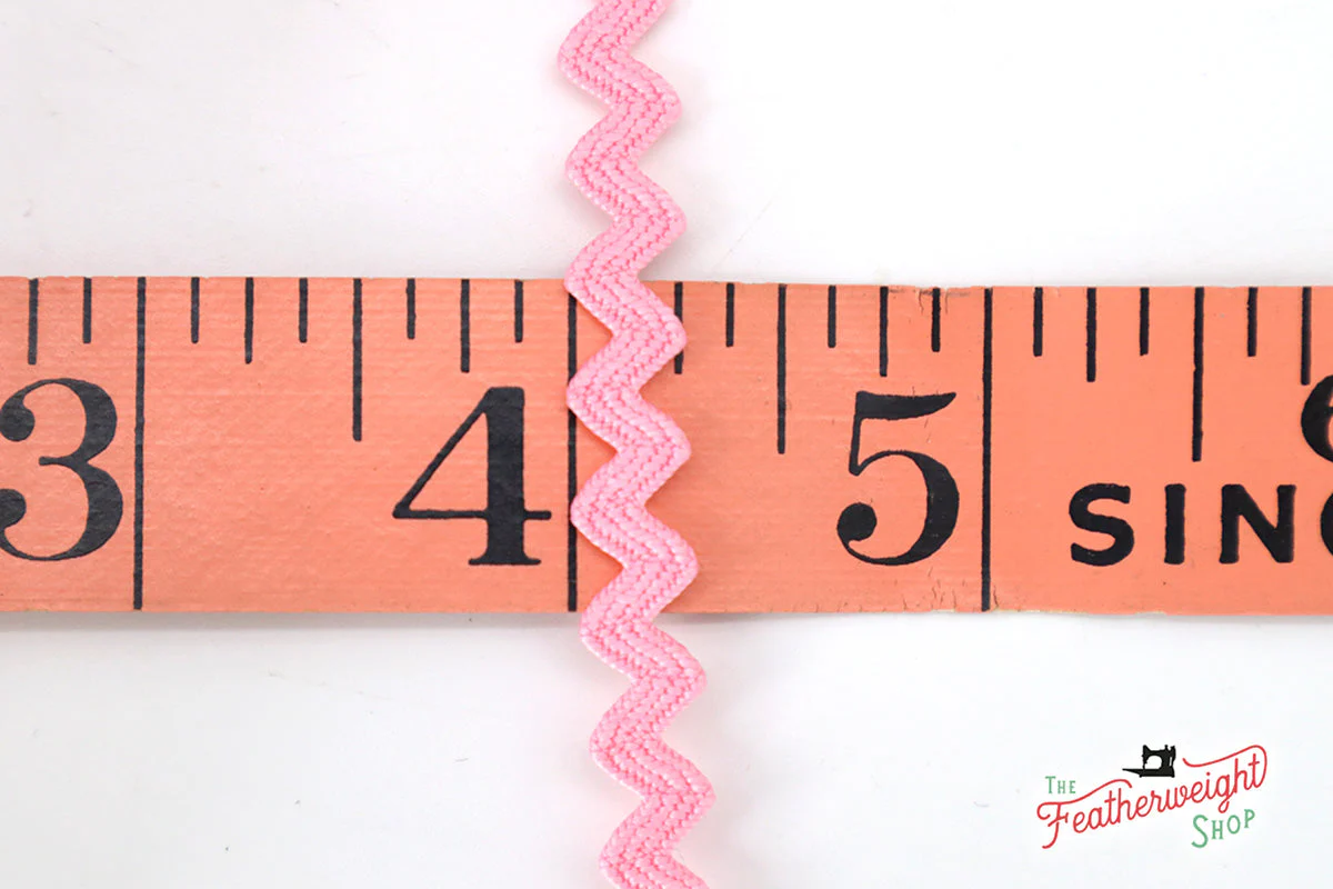 1/4" Inch PEONY VINTAGE TRIM RIC RAC by Lori Holt (by the yard) - Image 2