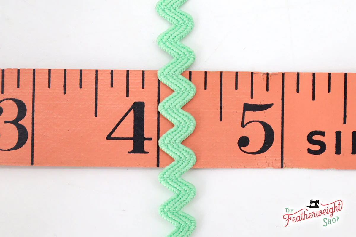 1/4" Inch SWEET MINT VINTAGE TRIM RIC RAC by Lori Holt (by the yard) - Image 2