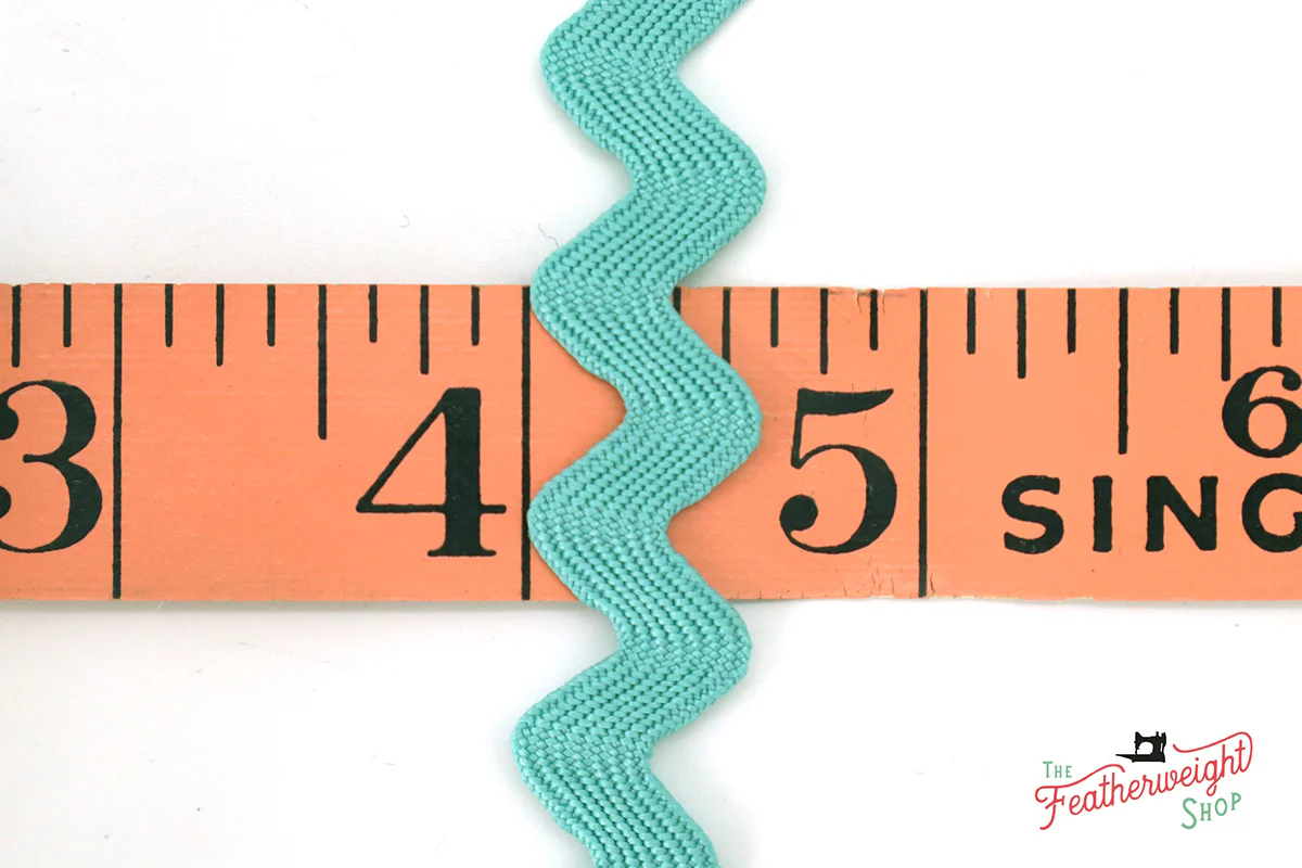 5/8" Inch COTTAGE VINTAGE TRIM Large RIC RAC by Lori Holt (by the yard) - Image 2