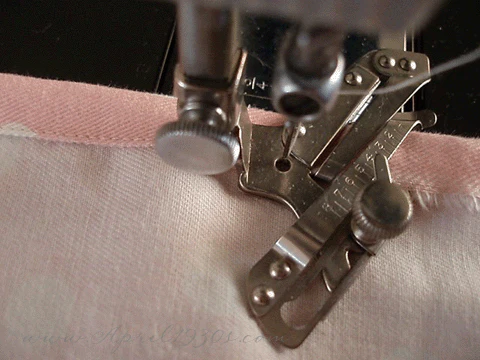 Singer Featherweight Attachments Set, Black Singer Box - Image 13
