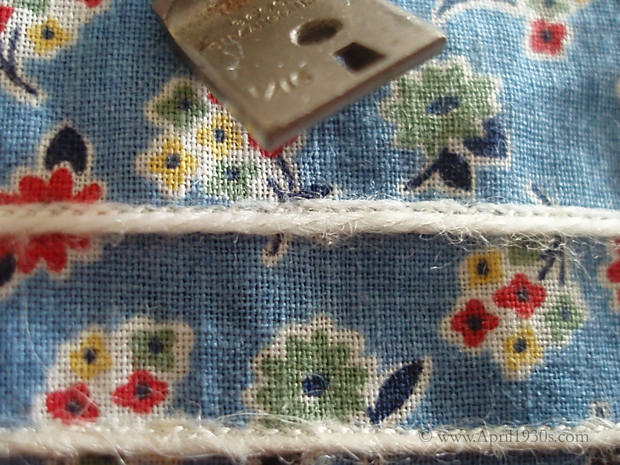 Braiding Presser Foot, Singer (Vintage Original) - Image 5