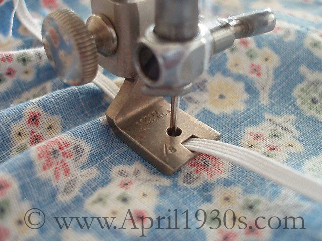 Braiding Presser Foot, Singer (Vintage Original) - Image 6