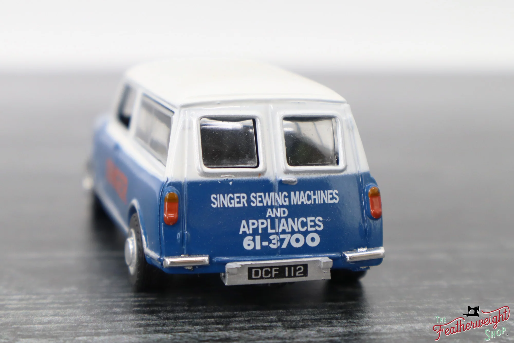 Car, Blue Die-Cast Mini Van - RARE, Singer - Image 2
