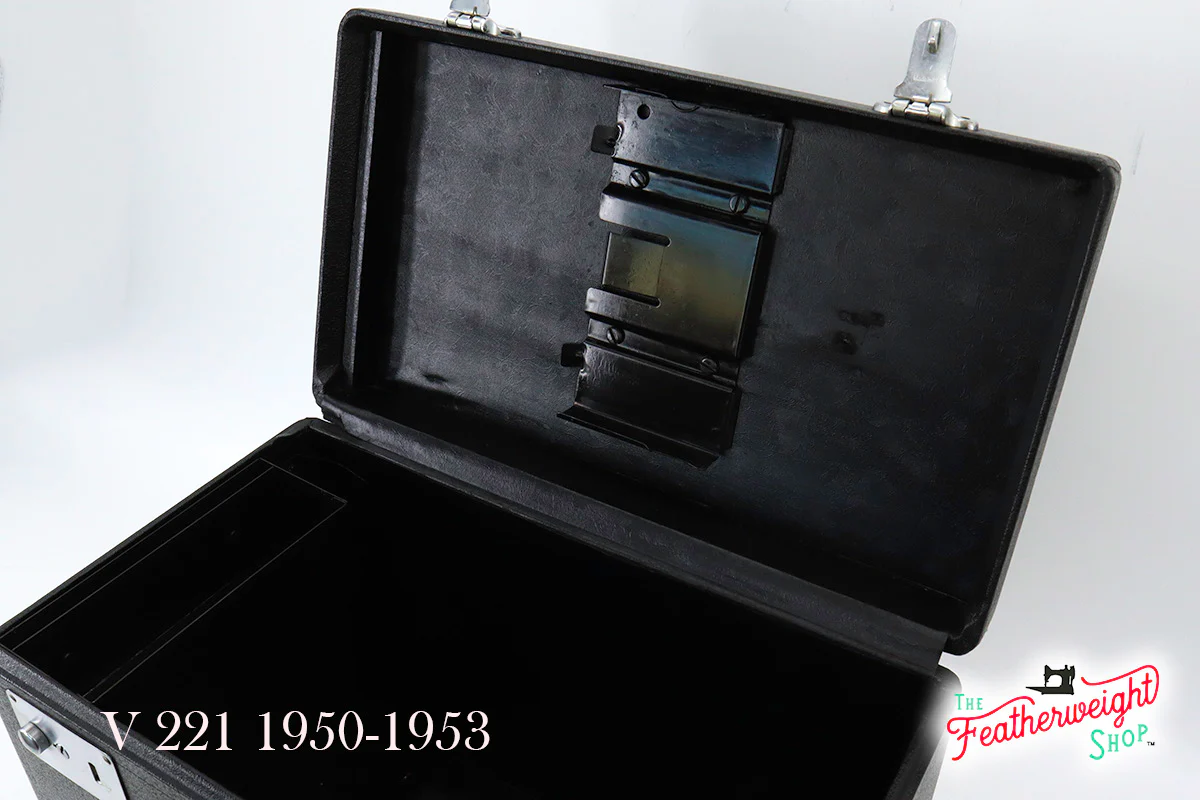 Case, Singer Featherweight (Vintage Original) - Image 12
