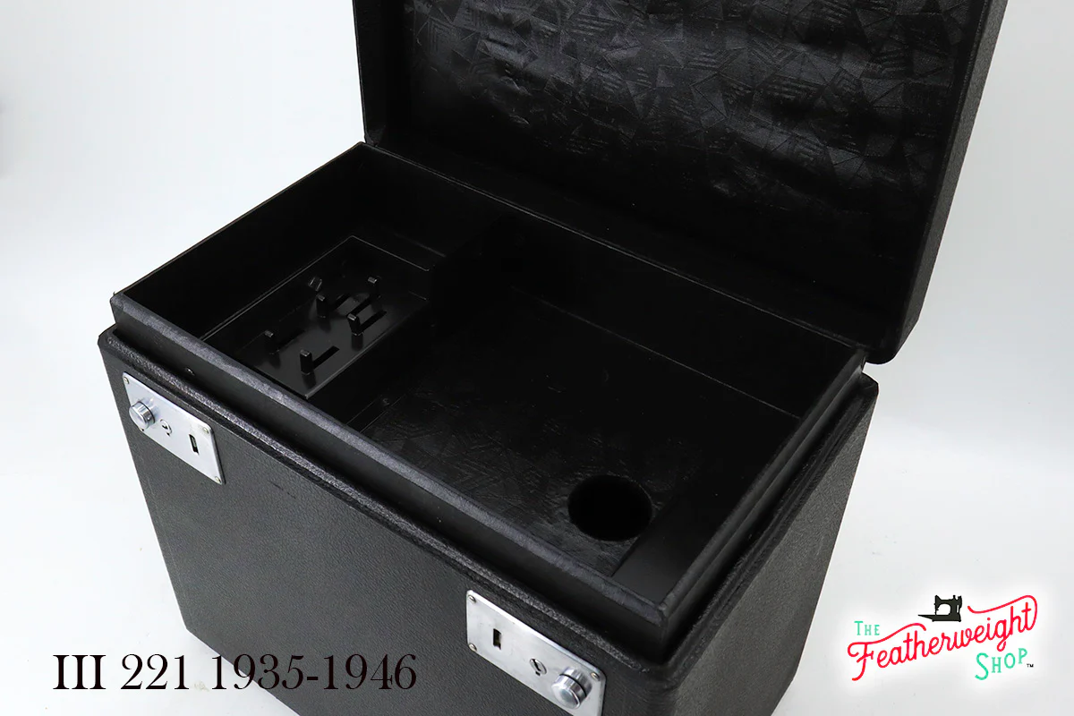 Case, Singer Featherweight (Vintage Original) - Image 3