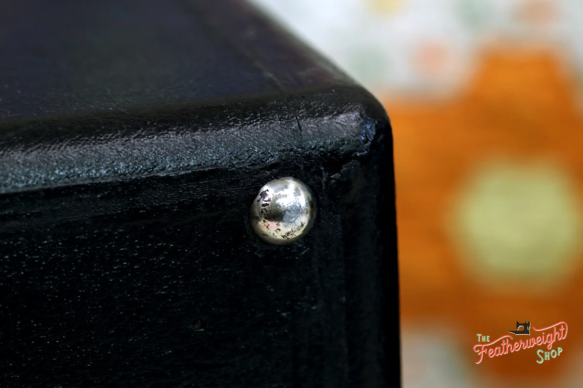 Case Slide / Foot, Singer Featherweight (Vintage Original) - Image 2