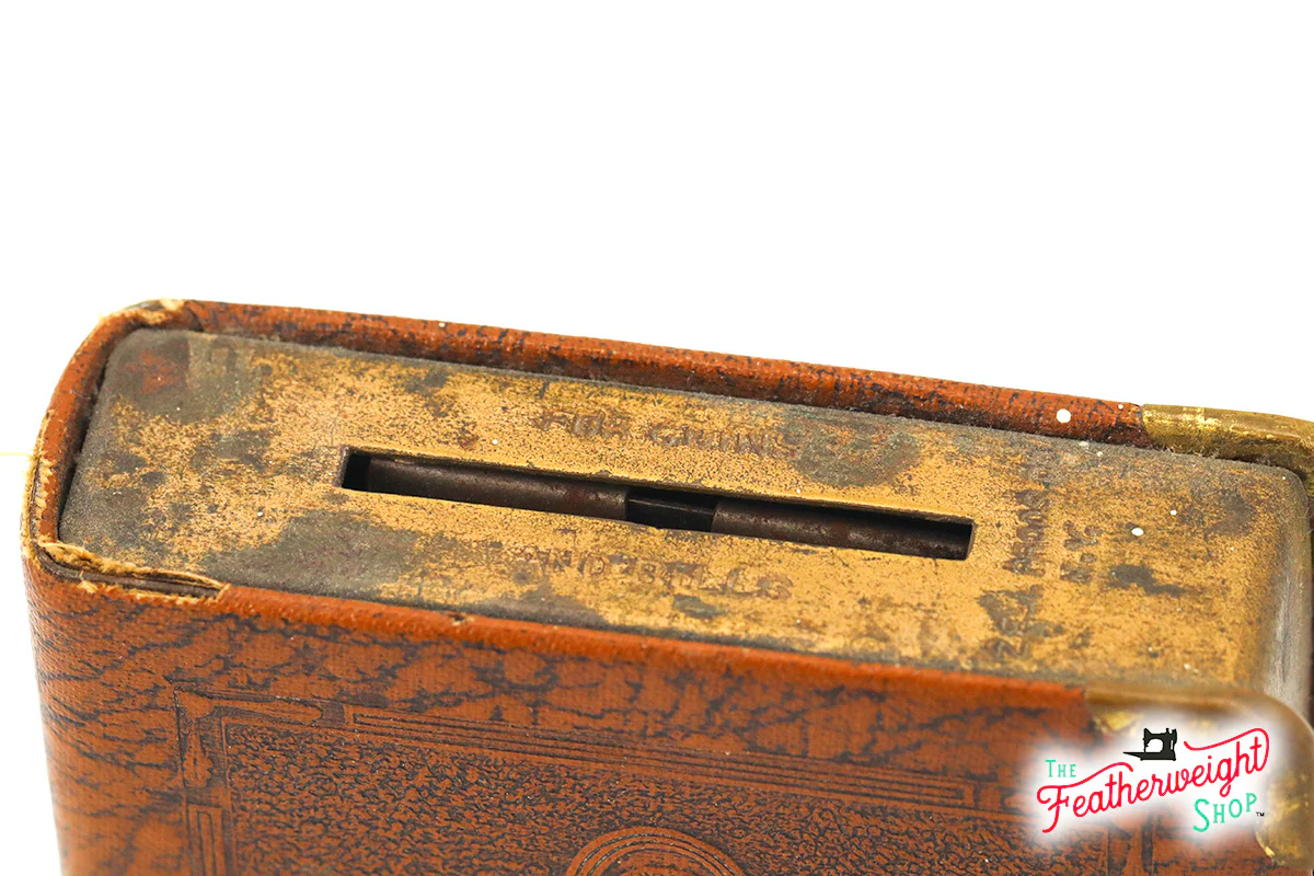 Coin Bank, Singer (Vintage Original) - RARE - Image 10
