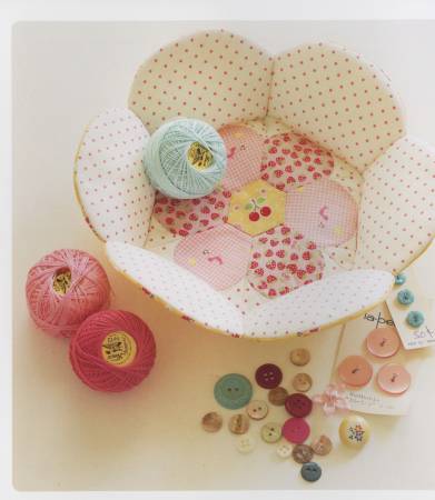 PATTERN BOOK, Super Cute Paper Piecing Book by Charise Randell - Image 10