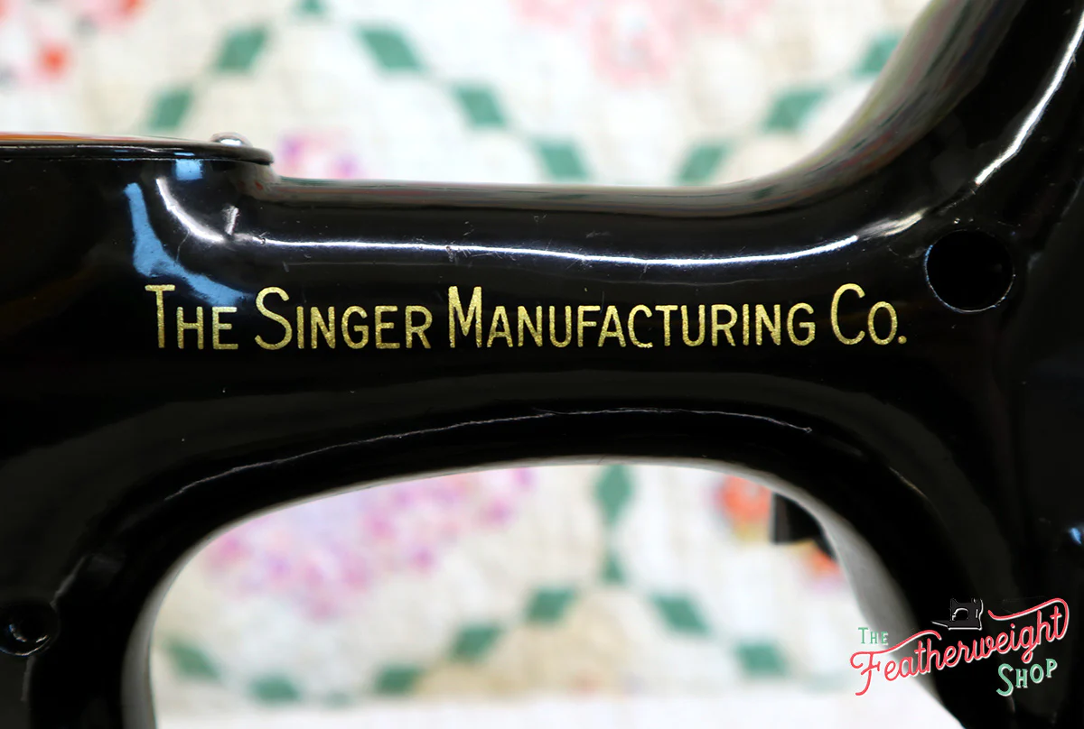 Singer Featherweight 221 Sewing Machine, AE991*** - Image 15