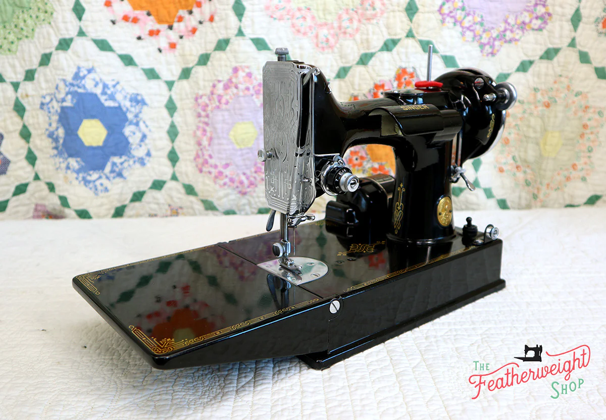 Singer Featherweight 221 Sewing Machine, AE991*** - Image 3