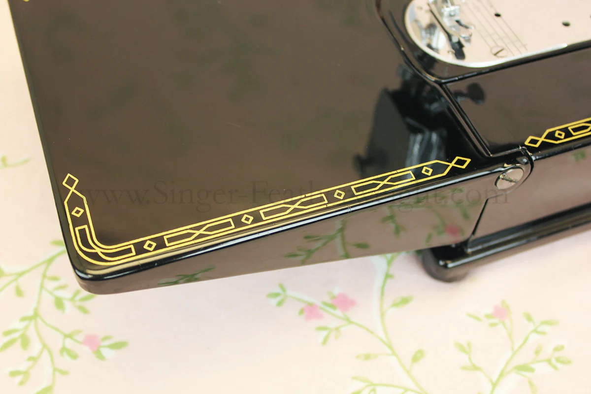 Singer Featherweight 222K Sewing Machine EJ913*** - Image 9