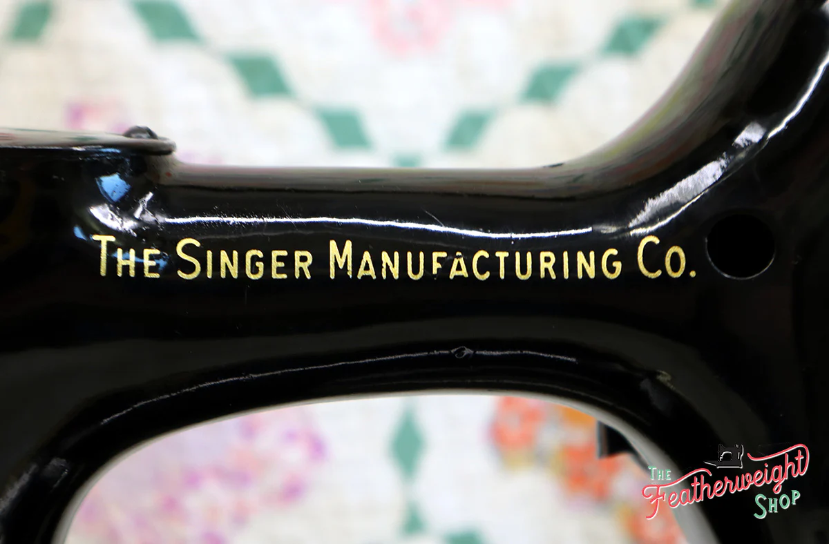 Singer Featherweight 222K Sewing Machine EK62883* - Image 14