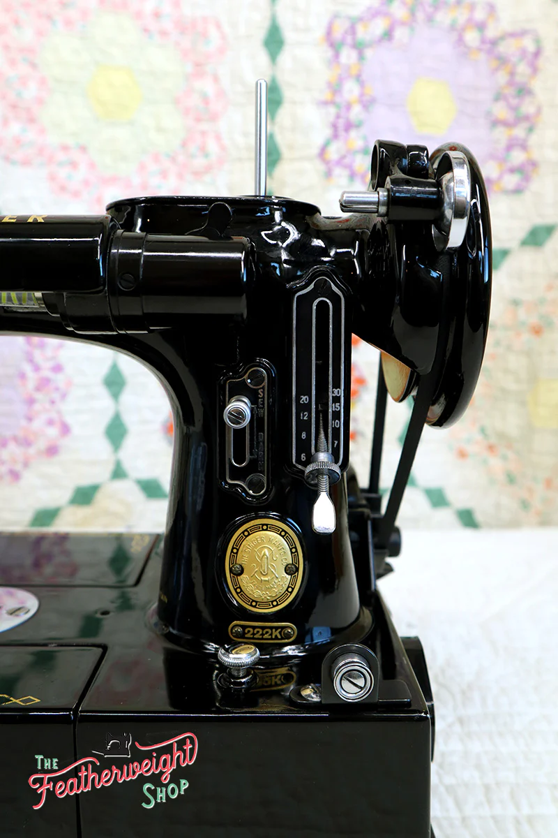 Singer Featherweight 222K Sewing Machine EK62883* - Image 16