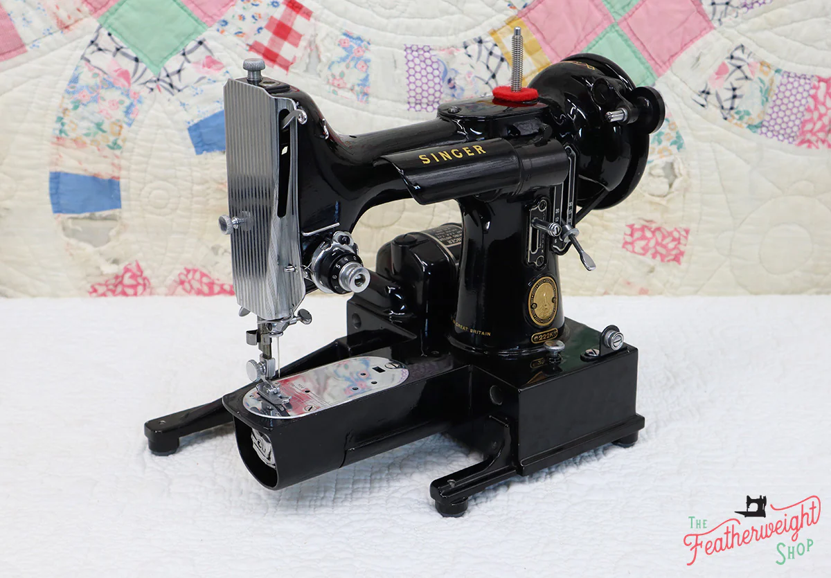 Singer Featherweight 222K Sewing Machine EL184*** - Image 2