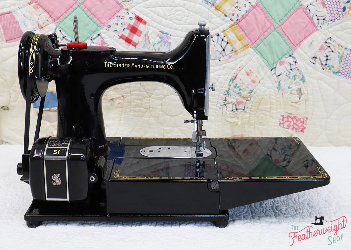 Singer Featherweight 222K Sewing Machine EL184*** - Image 8