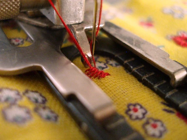 Eyelet Cam for the Singer Buttonholer (Vintage Original) - Image 7