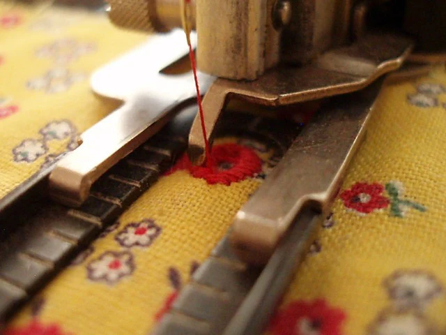 Eyelet Cam for the Singer Buttonholer (Vintage Original) - Image 9