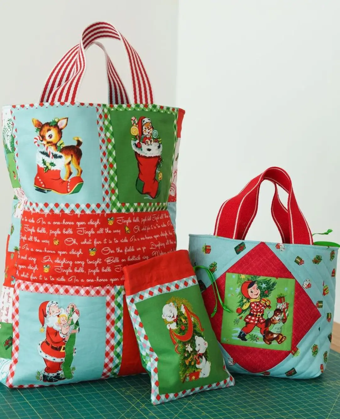 Fabric, JINGLE BELLS Retro Christmas - FAT QUARTER BUNDLE - Image 3