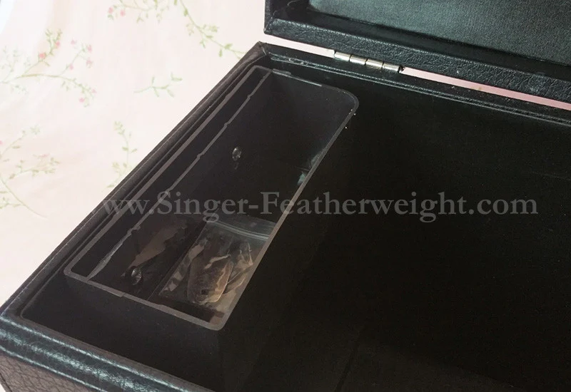 REPLICA Case for the Singer Featherweight 221 or 222K (New) - DISCOUNTED - Image 3