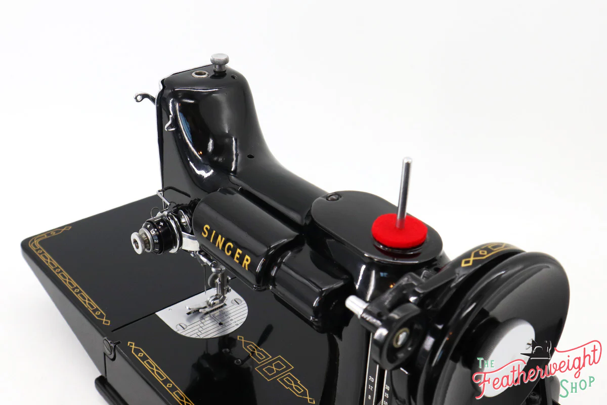Featherweight 221 Sewing Machine, AM694*** - 1957 - Image 13