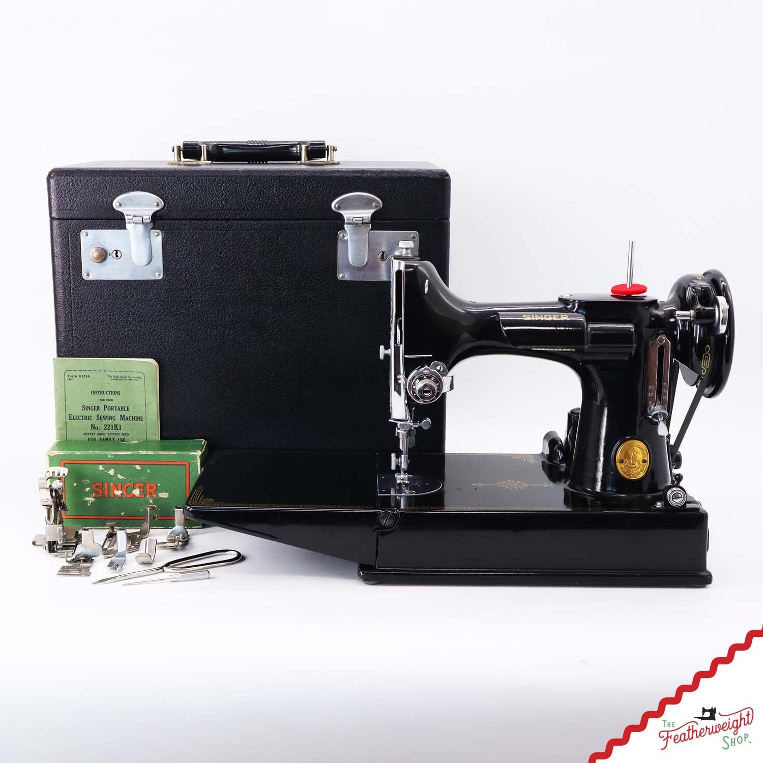 Featherweight 221K Sewing Machine, EE4529** - 1947 - Image 2