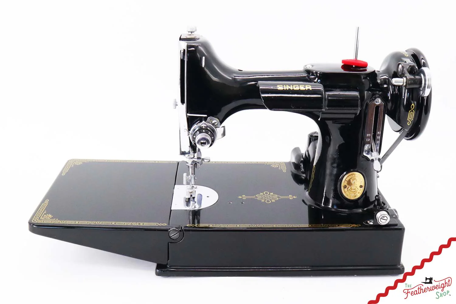 Featherweight 221K Sewing Machine, EE45885* - 1948 - Image 3
