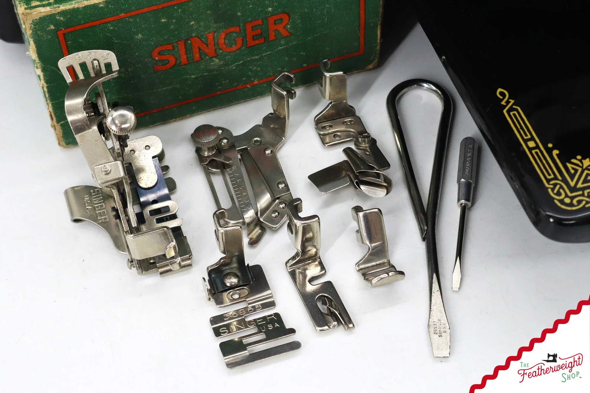 Featherweight 221K Sewing Machine, EE805*** - 1948 - Image 18