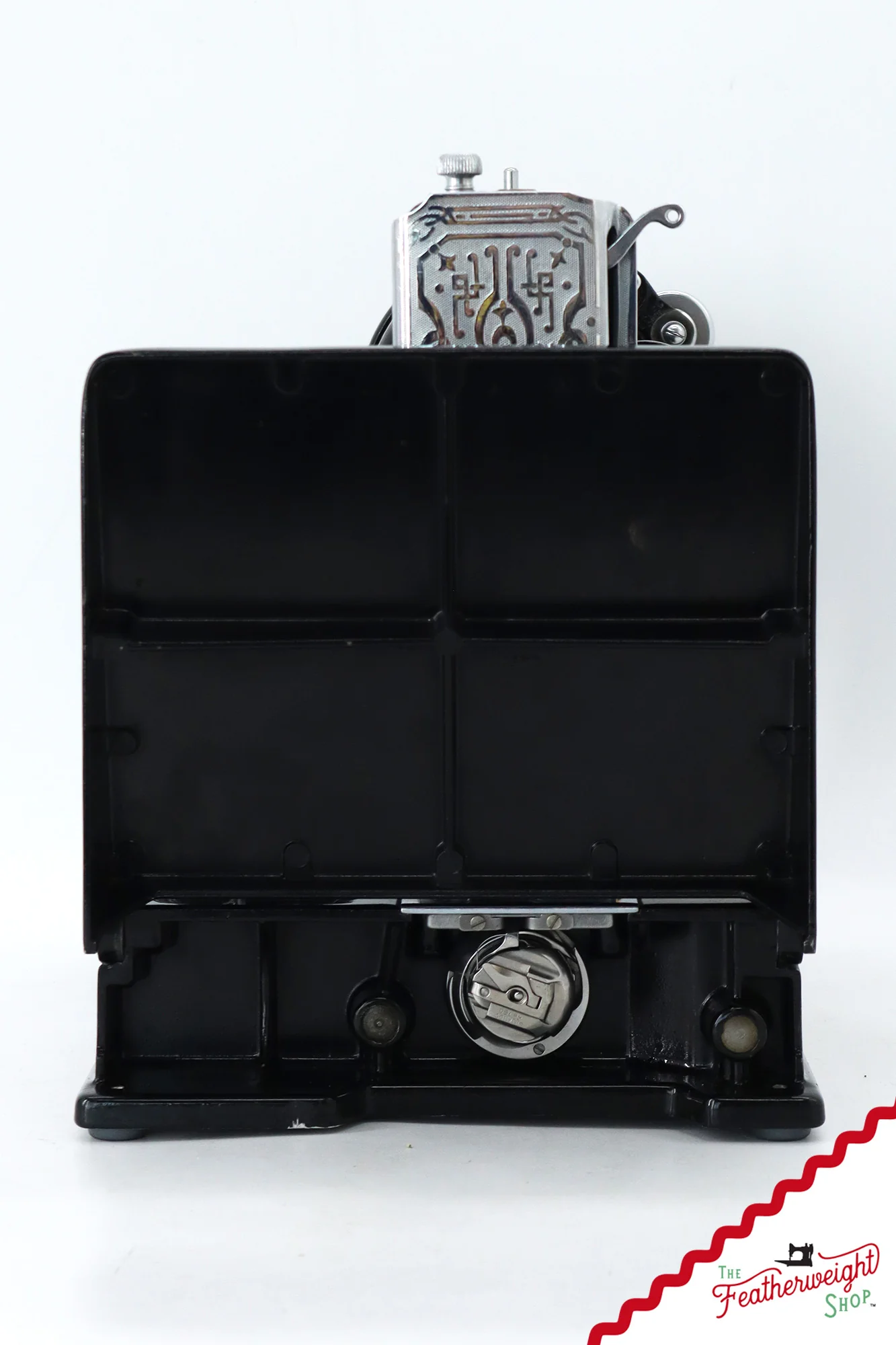 Featherweight 221K Sewing Machine, EE805*** - 1948 - Image 4