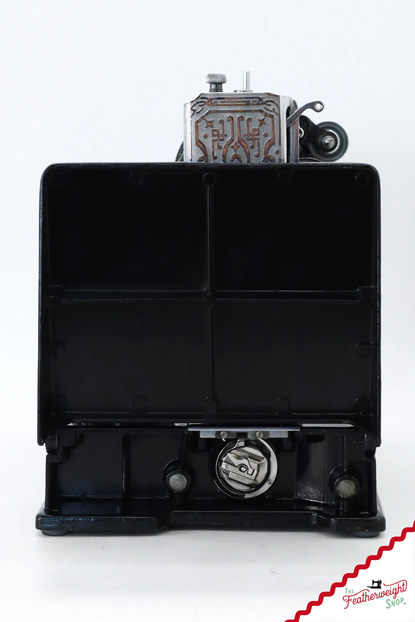 Featherweight 221K Sewing Machine, EF6916** - 1950 - Image 4