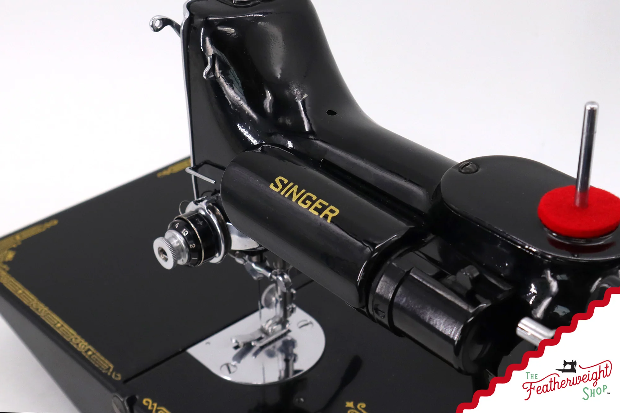 Featherweight 221K Sewing Machine, Centennial, EG638*** - 1951 - Image 11