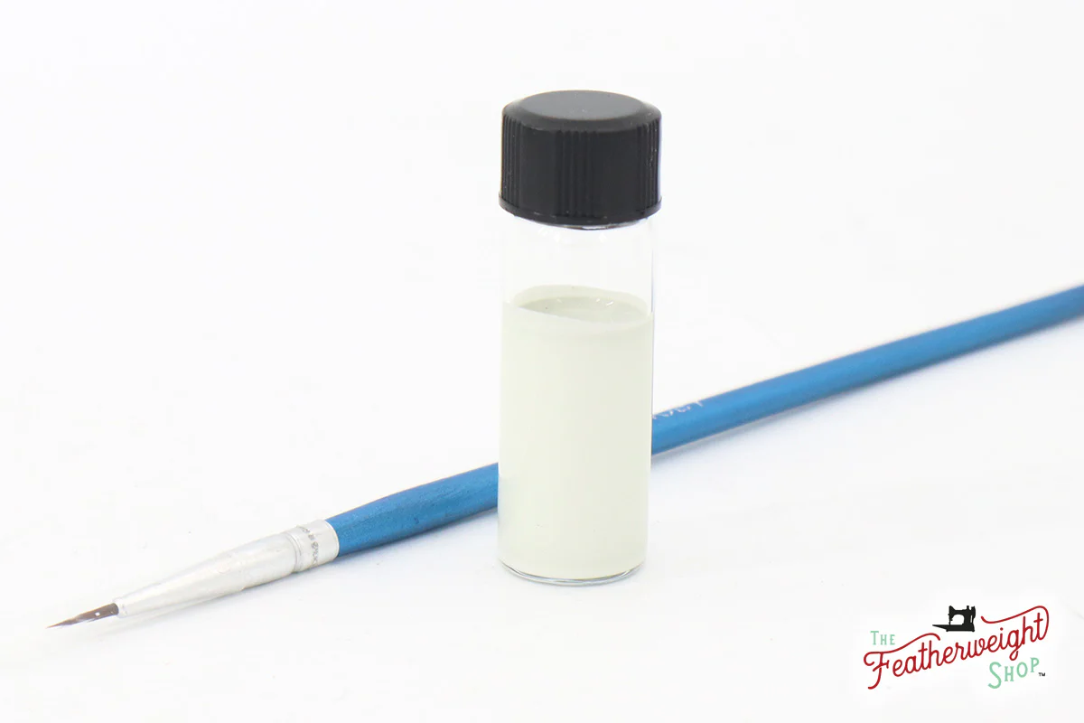 Featherweight Touch Up Paint, WHITE - Image 2