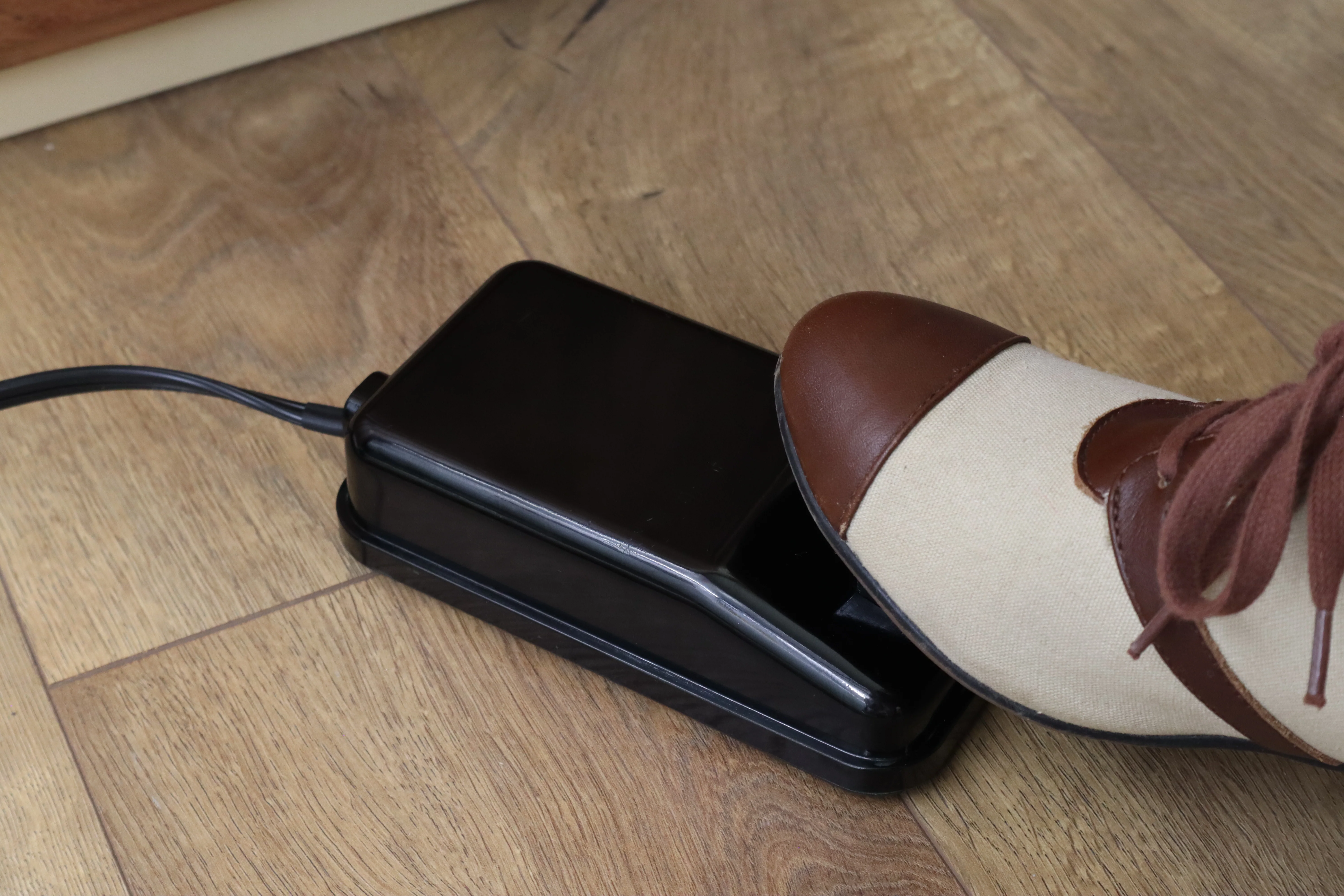 Foot Controller, Singer (Vintage Original) - Image 2