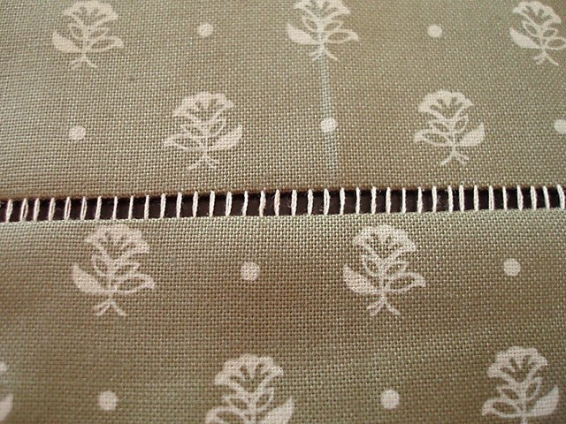 Hemstitching Veining Attachment, Singer (Vintage Original) - Older Style - Image 10