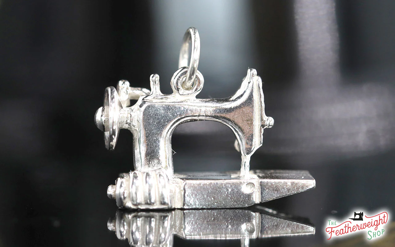 Jewelry, Singer Featherweight 221 Sterling Silver, CHARM - Image 2