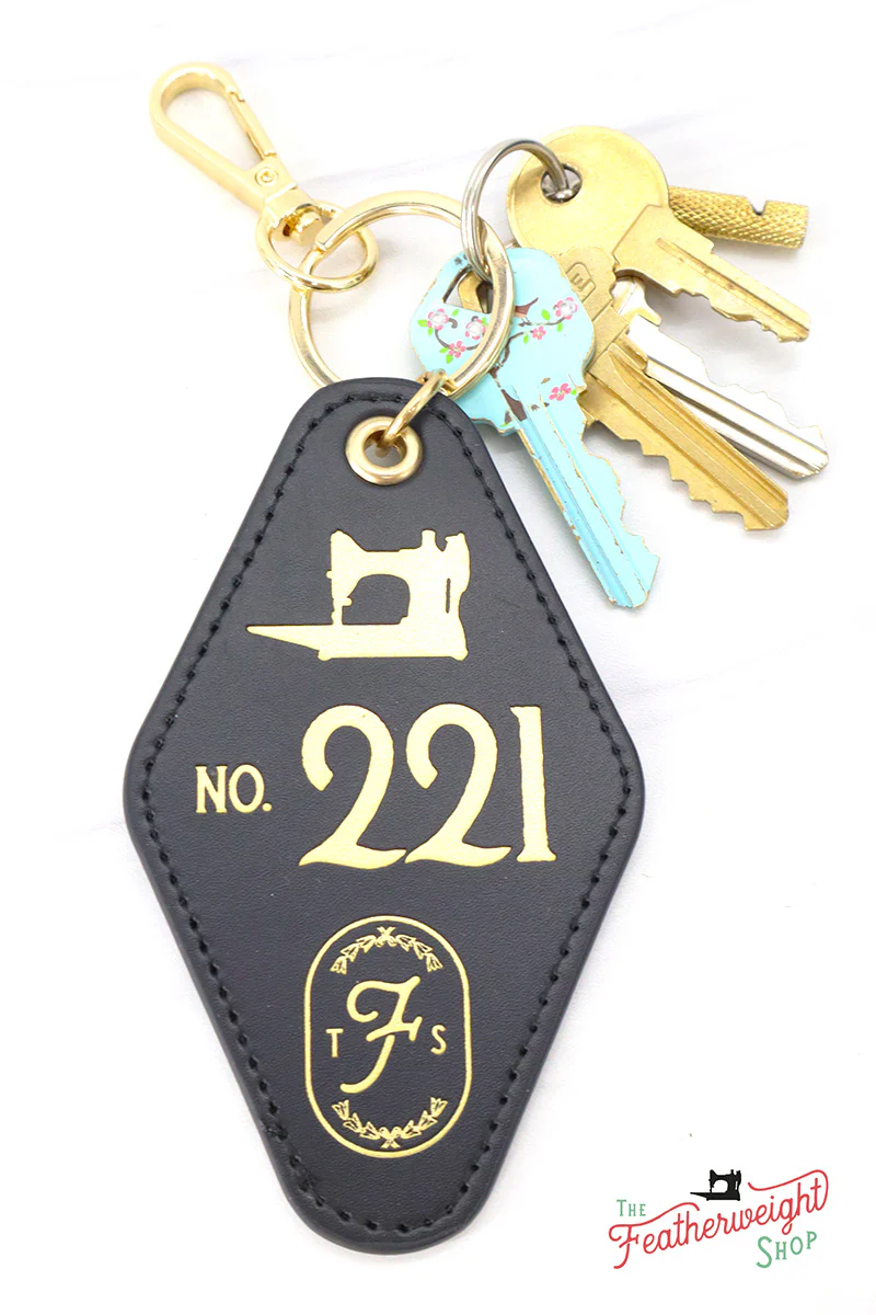 Keychain, Singer Featherweight 221 - Image 12