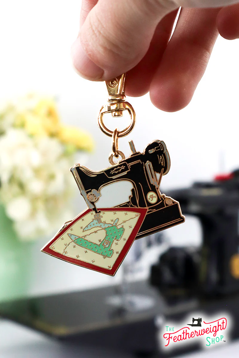 Keyring & Keychain Enamel Charm, FEATHERWEIGHT QUILT - Image 2