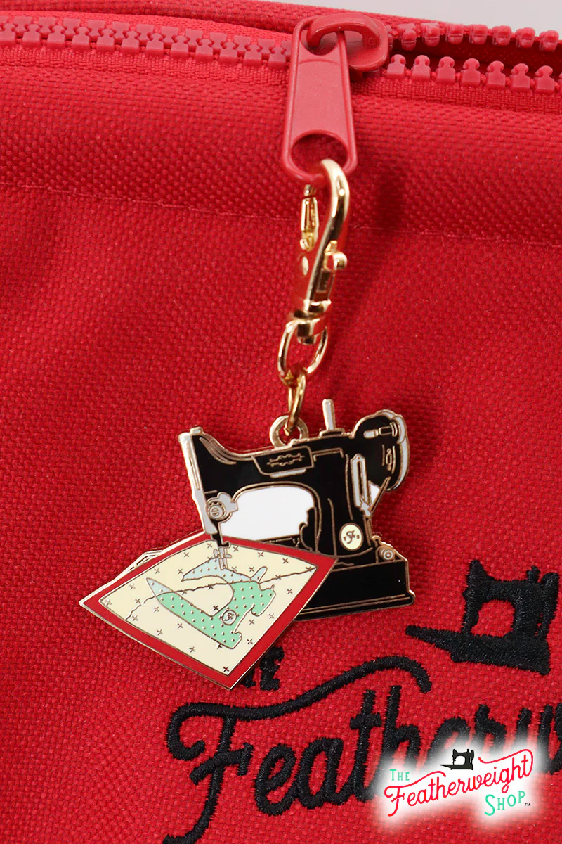 Keyring & Keychain Enamel Charm, FEATHERWEIGHT QUILT - Image 6