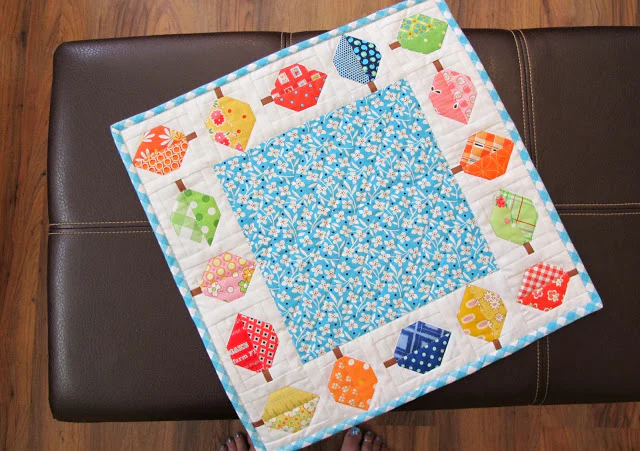 KIT, Quilty Sewing Machine Cover & Mat + COMPLETE PATTERN BOOK by Lori Holt - Image 21