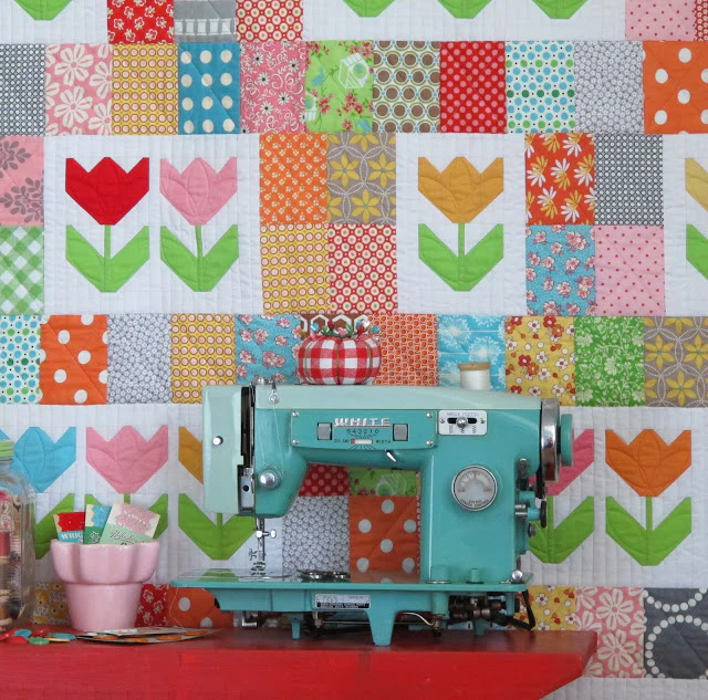 KIT, Quilty Sewing Machine Cover & Mat + COMPLETE PATTERN BOOK by Lori Holt - Image 22