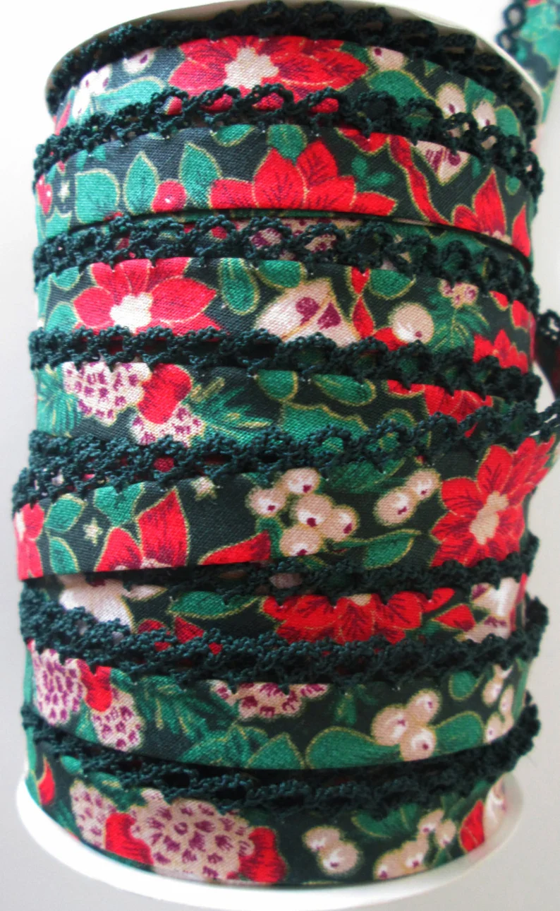 LACE BIAS TAPE, Christmas Floral DARK GREEN Double Fold Crochet Edge (by the yard) - Image 2
