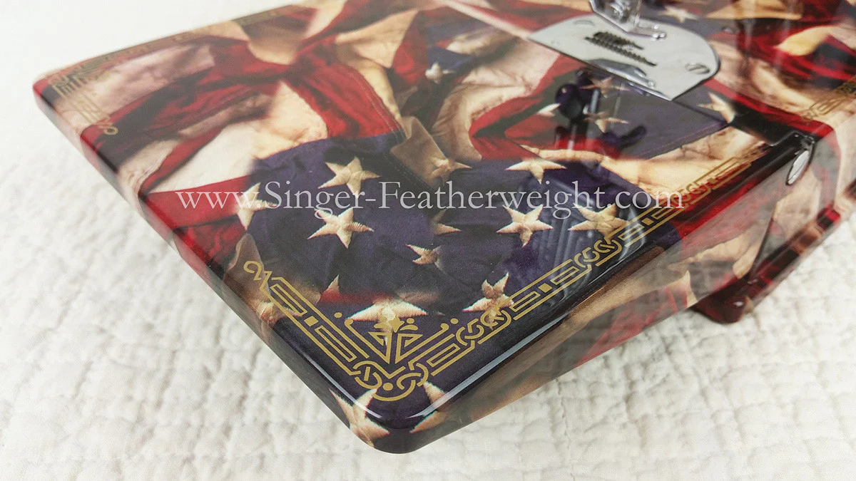 Singer Featherweight 221 Sewing Machine, PATRIOTIC One-Of-A-Kind Specialty - Painted - Image 10