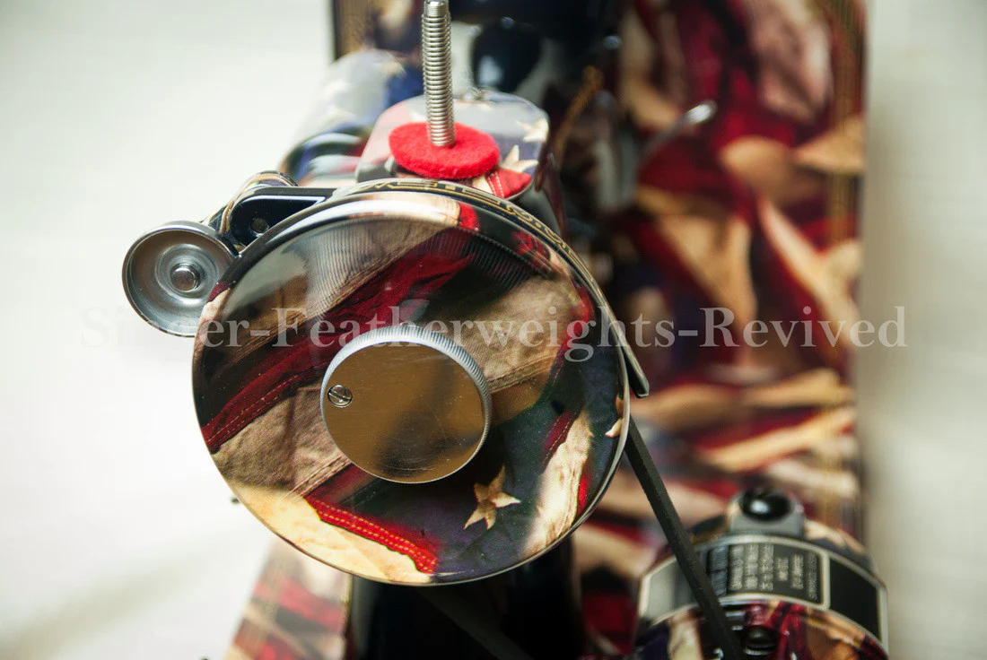 Singer Featherweight 221 Sewing Machine, PATRIOTIC One-Of-A-Kind Specialty - Painted - Image 12