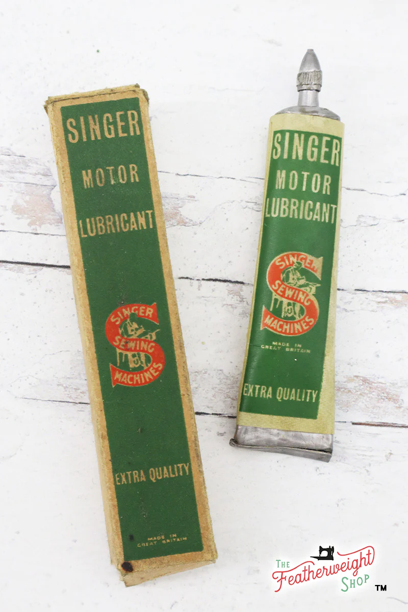 Motor Lubricant & Grease, Collectible SINGER (Vintage Original) - Image 3