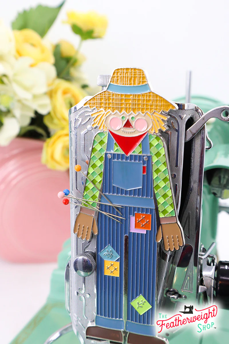 Needle Minder, Autumn Scarecrow by Lori Holt - Image 2