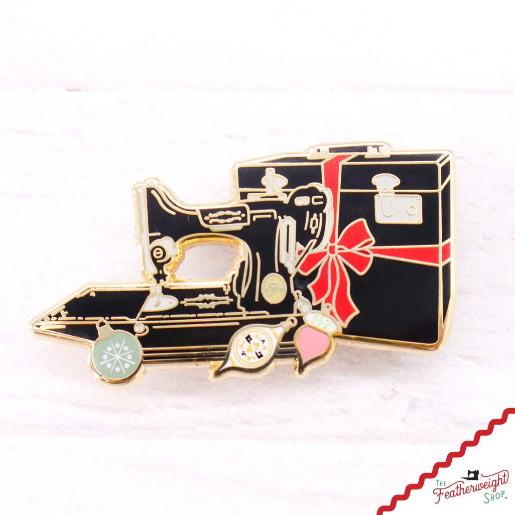 Needle Minder, PIN PAL - Christmas Present Featherweight - Image 2