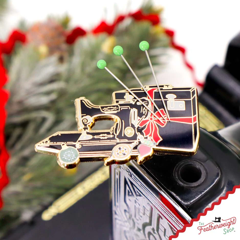 Needle Minder, PIN PAL - Christmas Present Featherweight - Image 4