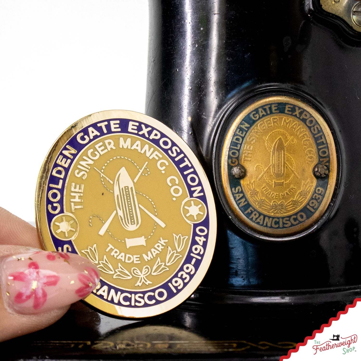Needle Minder, PIN PAL - GOLDEN GATE Featherweight Badge - San Francisco 1939 - 1940 - Image 3