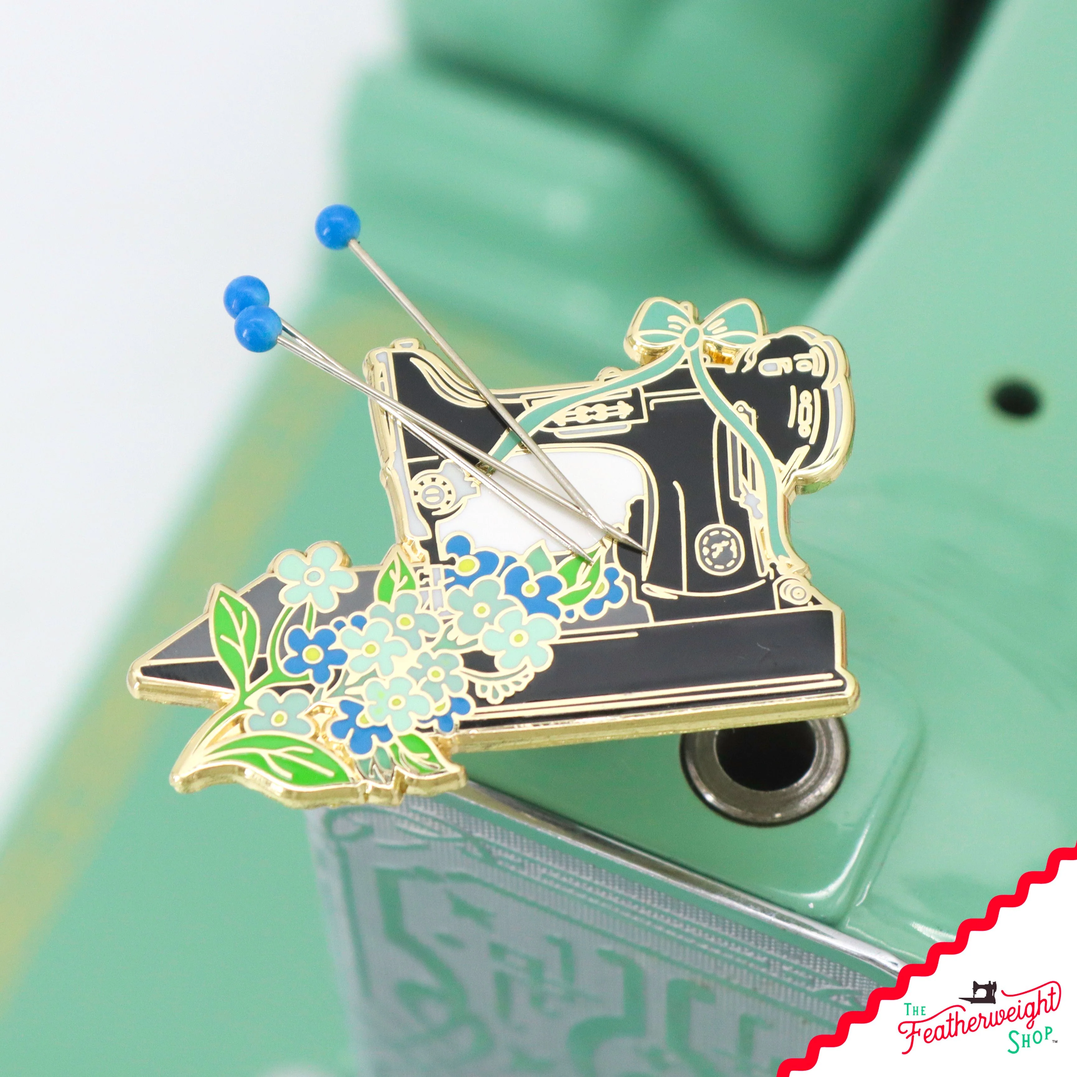 Needle Minder, PIN PAL - Singer Featherweight Forget-Me-Not - Image 3