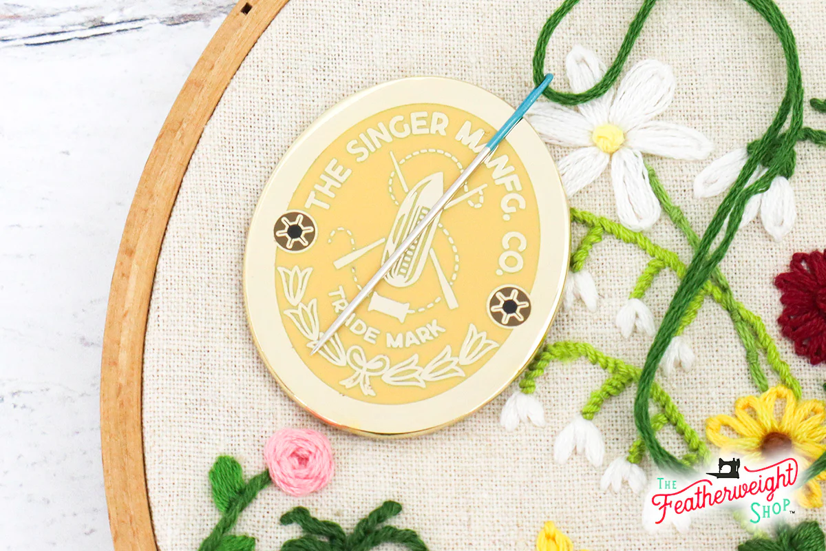 Needle Minder, PIN PAL - Singer's Standard Gold Badge - Image 7