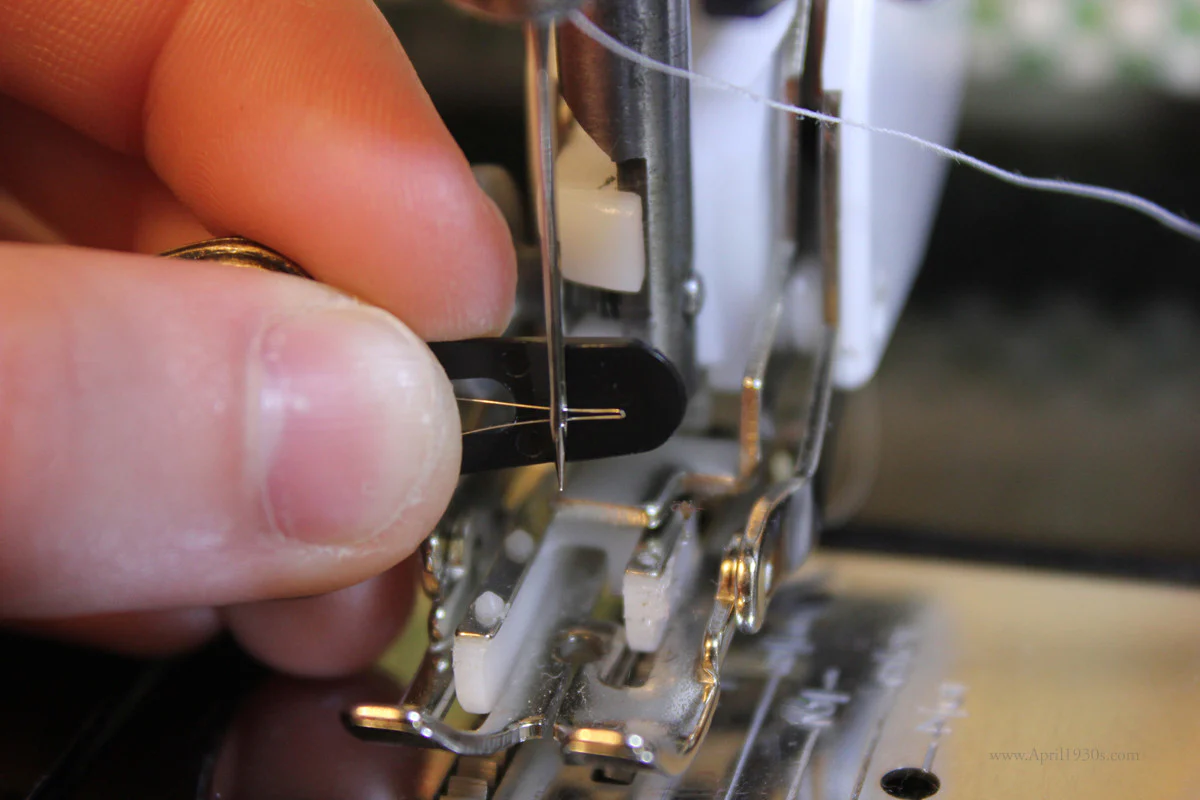 Needle Threader - Image 2